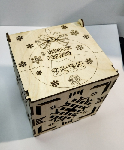 Подарочная коробка-шкатулка